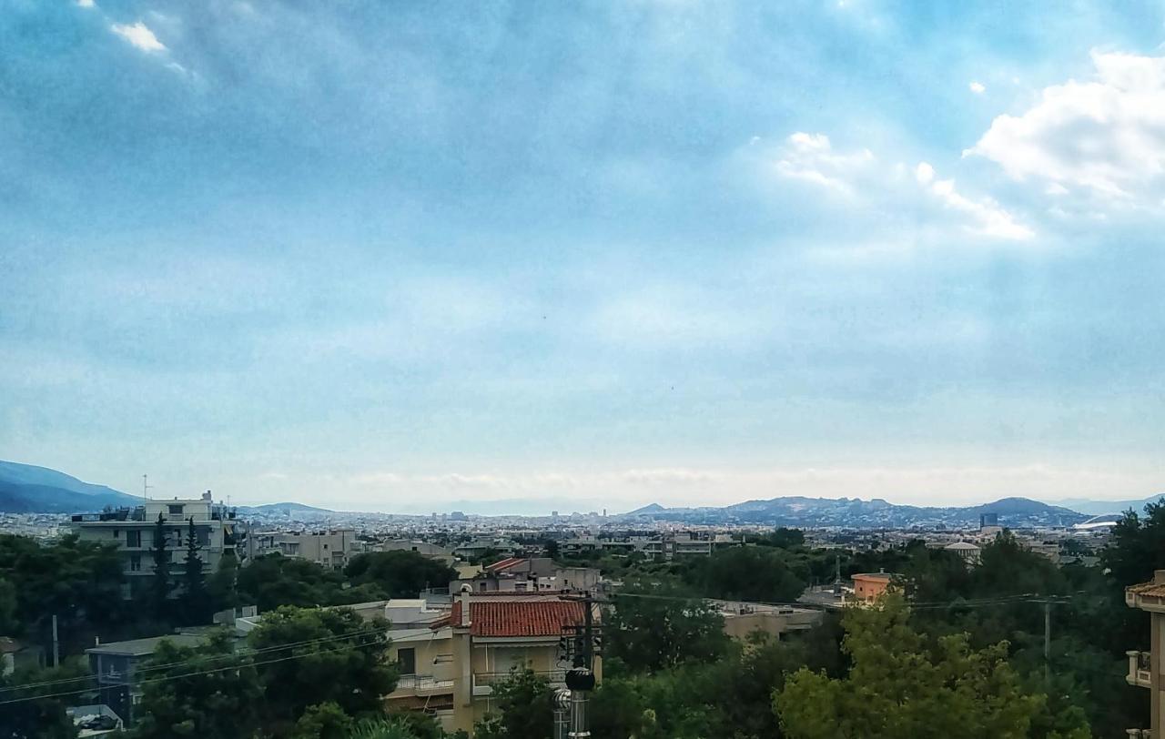 Ομορφο Διαμερισμα Με Μεγαλες Βεραντες Lägenhet Aten Exteriör bild